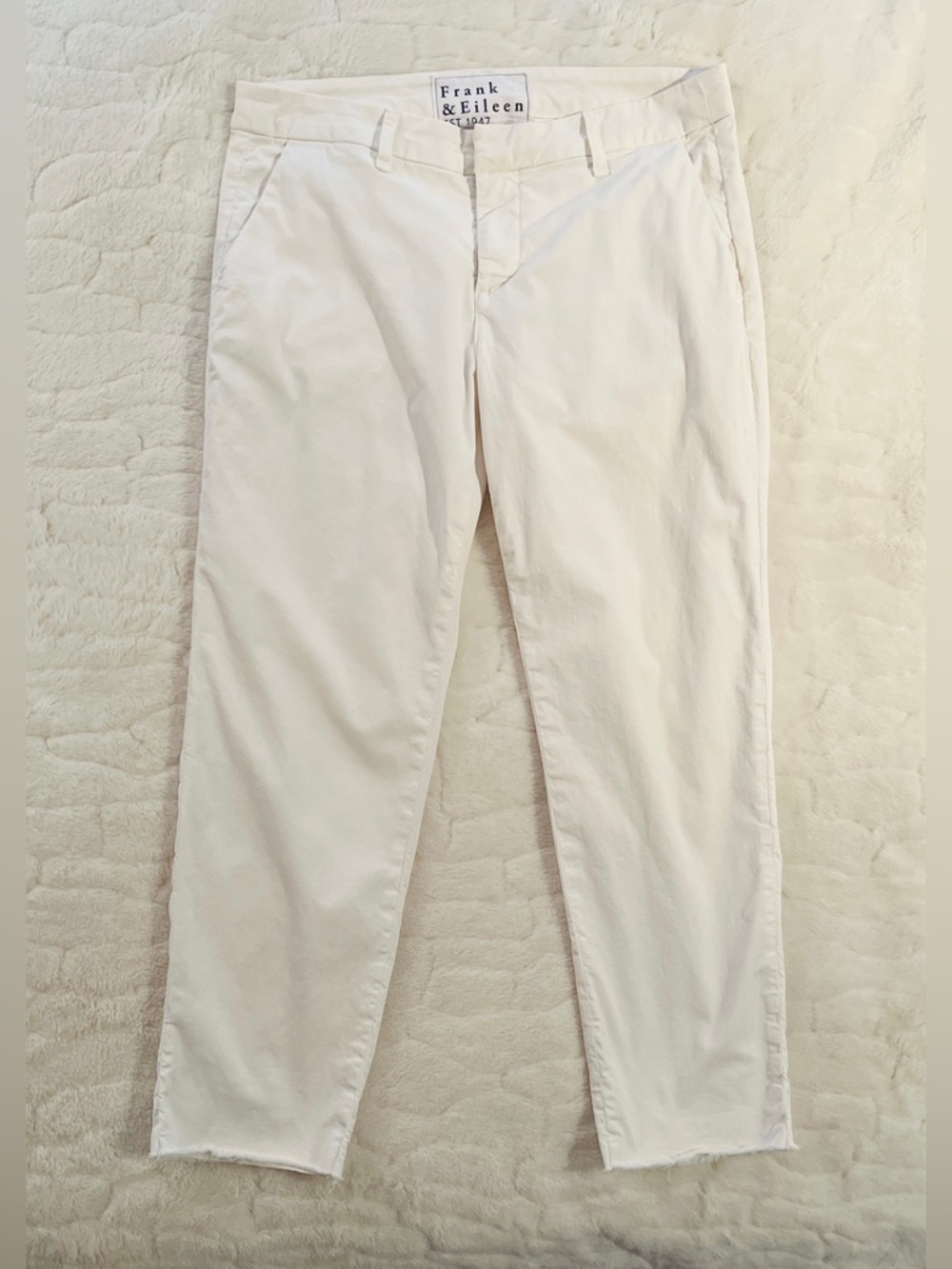 Frank & Eileen Women's Size 6 Ivory Wicklow Italian Chino Crop Pants Raw Hem